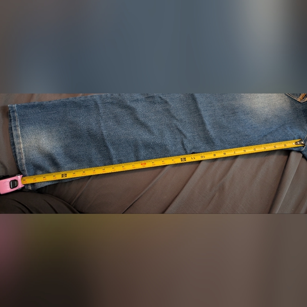 l.e.i Distressed Bootcut Jeans - Picture 9 of 12